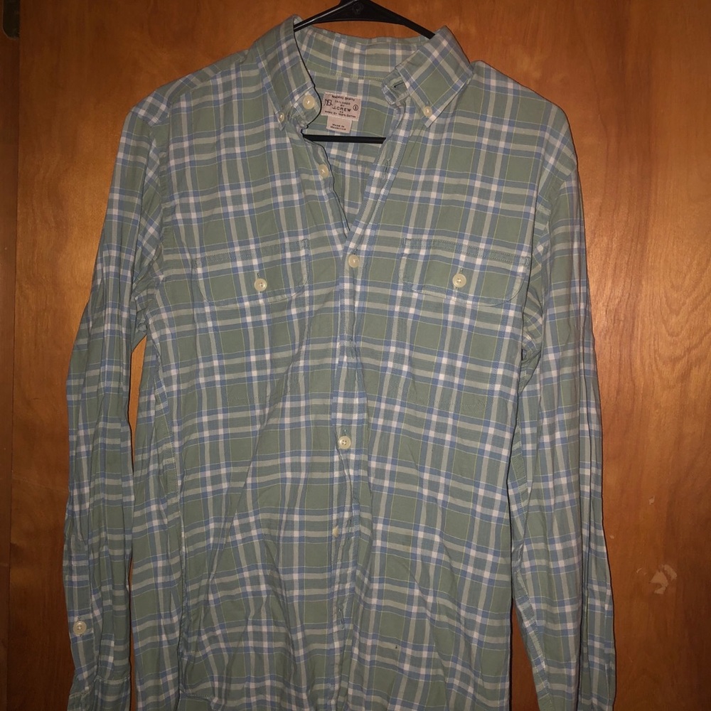 J CREW—Fitted Plaid Button Down Shirt✨